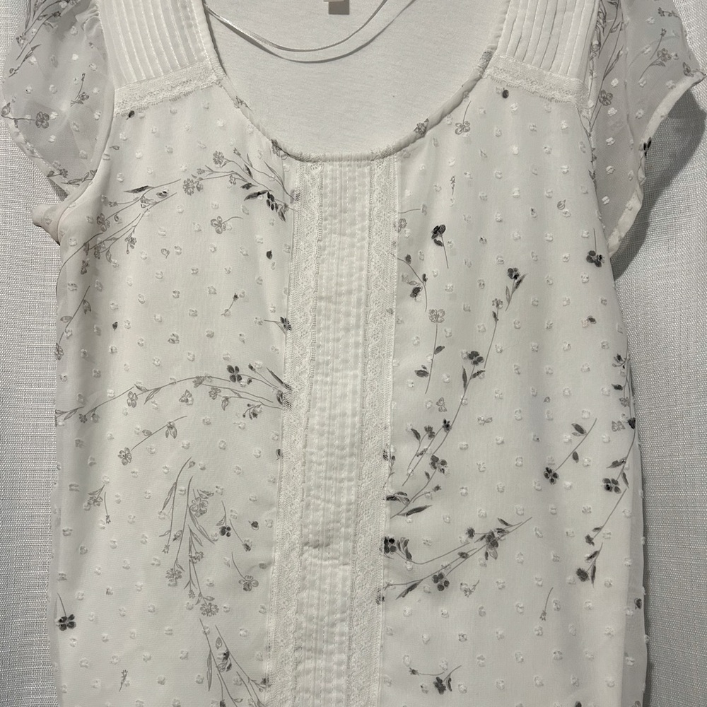 Lauren Conrad blouse